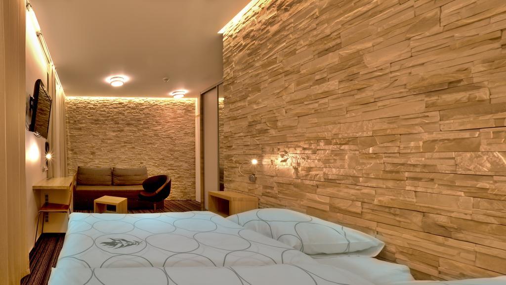 Horsky Hotel Koprivna Мала-Моравка Экстерьер фото